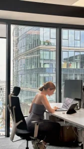 7 Perusahaan yang Masih Buka Loker WFH 2026 (Terbaru)